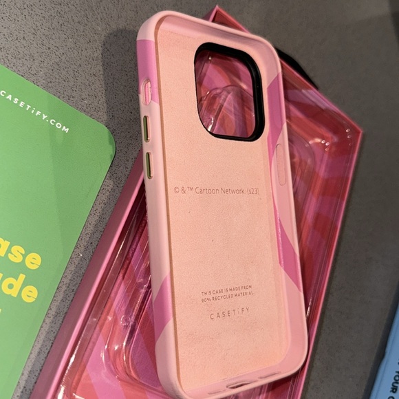 CASETiFY iPhone 15 Pro Powerpuff Girls puffy case - Picture 5 of 8